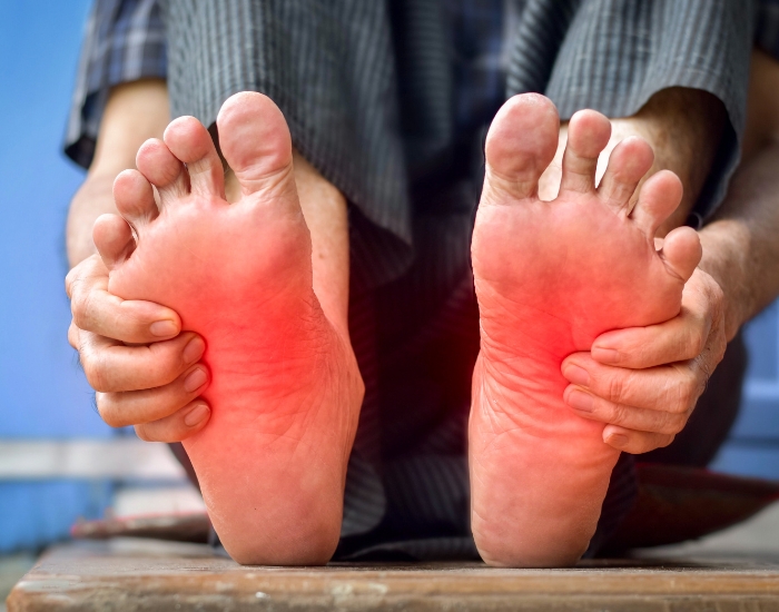 Numbness and Tingling in Feet: What It Means and How Circulation-Focused Therapy Can Help